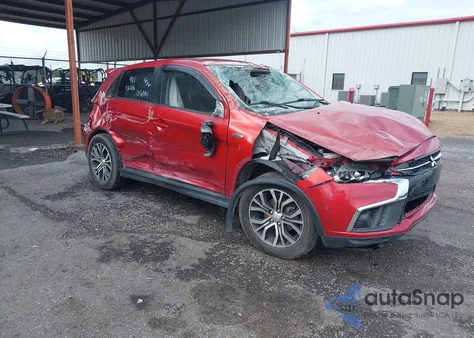 2018 Mitsubishi Outlander Sport Es/Se z USA, uszkodzony, nr VIN JA4AP3AU4JU019593